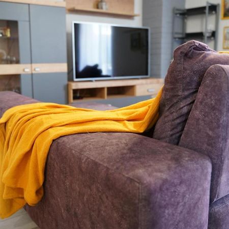 Apartment For 6 + Free Parking Place 扎达尔 外观 照片