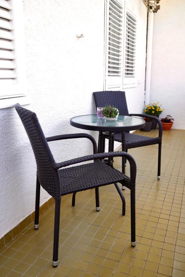 Apartment For 6 + Free Parking Place 扎达尔 外观 照片