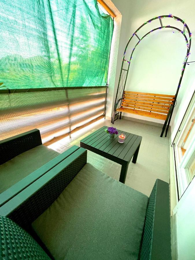 Apartment For 6 + Free Parking Place 扎达尔 外观 照片